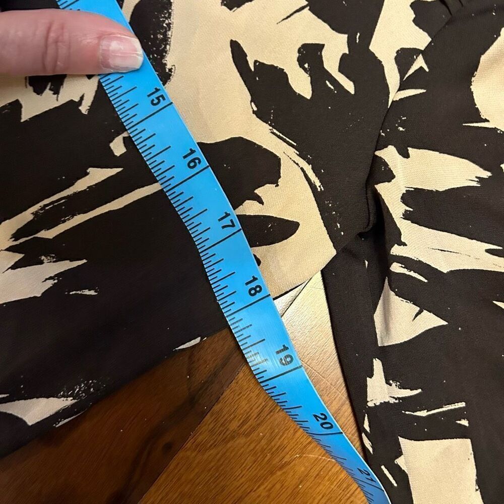 Diane Von Furstenburg women's brown palm floral print 95% silk blend dress‎ size - Picture 6 of 6